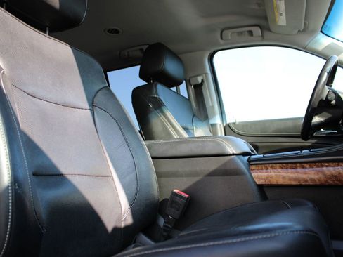 Used 2018 Chevrolet Tahoe Premier image 14