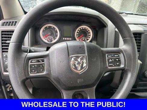 Used 2017 RAM 1500 Express RWD image 11