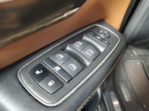 Used 2023 RAM 1500 Limited image 15