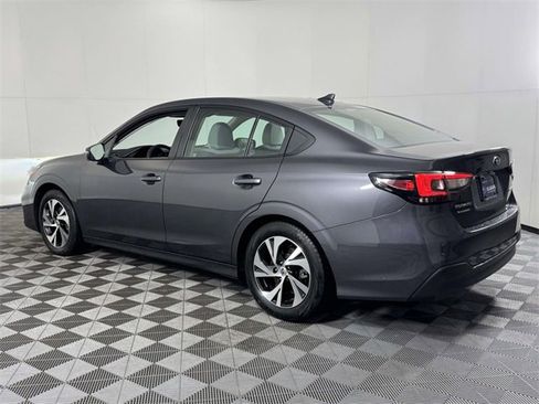 Used 2023 Subaru Legacy Premium image 8