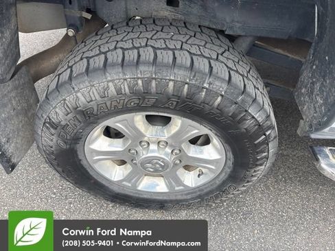 Used 2024 RAM 2500 Big Horn w/ Sport Appearance Package AWD/4WD image 17
