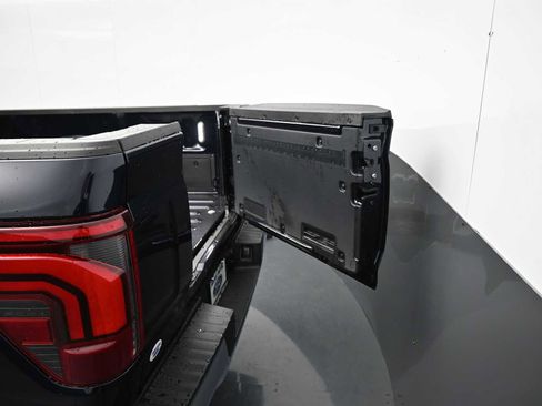 New 2025 Ford F150 Lariat w/ Equipment Group 502A High image 21