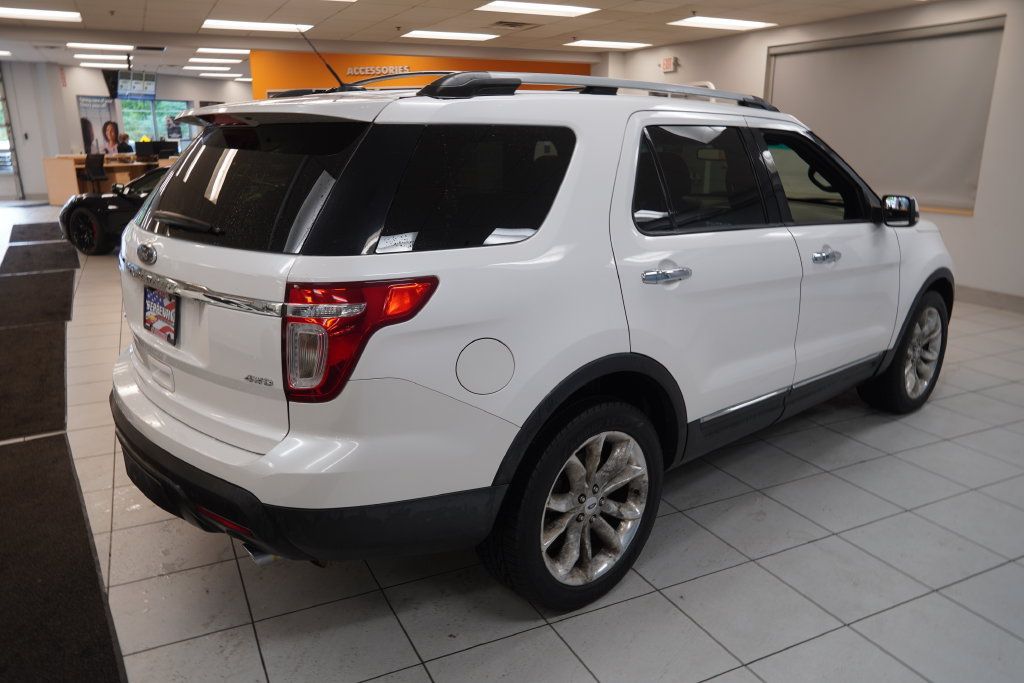 Used 2014 Ford Explorer Limited w/ Equipment Group 302A AWD/4WD image 13