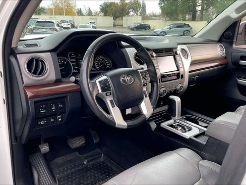 Used 2019 Toyota Tundra Limited image 15