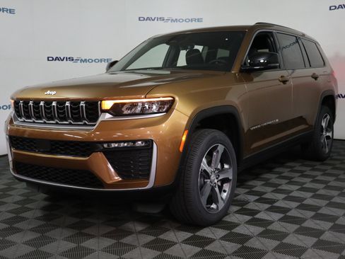 New 2026 Jeep Grand Cherokee L Limited AWD/4WD image 13