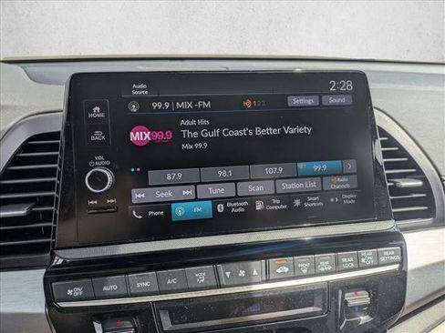 Used 2026 Honda Odyssey EX-L image 11
