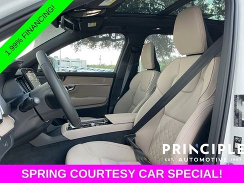 New 2026 Volvo XC90 B6 Plus w/ Protection Package Premier AWD/4WD image 25