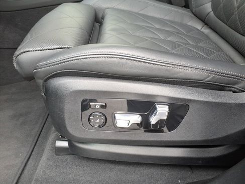 Used 2025 BMW X5 xDrive40i image 7