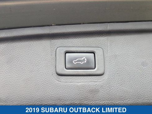 Used 2019 Subaru Outback 2.5i Limited AWD/4WD image 35