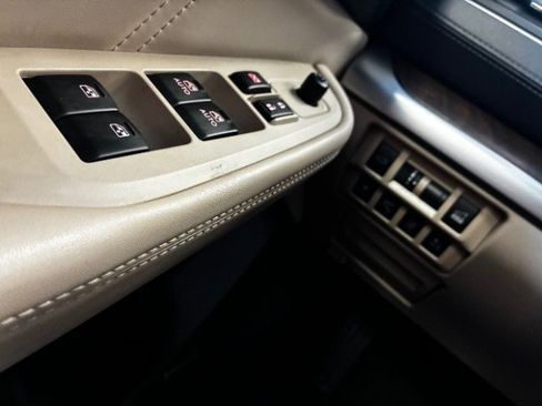 Used 2018 Subaru Outback 2.5i Limited image 15