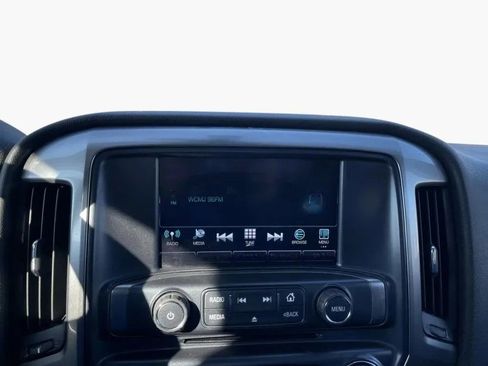 Used 2018 Chevrolet Silverado 1500 LT w/ All Star Edition image 26