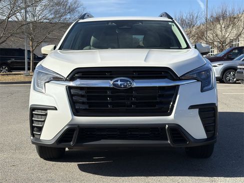 Used 2025 Subaru Ascent Premium w/ Premium Package image 6