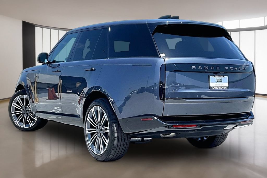 Used 2026 Land Rover Range Rover SE AWD/4WD image 4