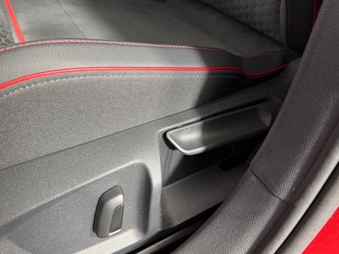 Used 2025 Volkswagen GTI SE image 24