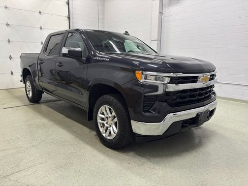 Used 2023 Chevrolet Silverado 1500 LT w/ Protection Package AWD/4WD image 2