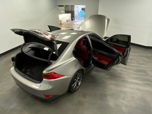 Used 2018 Lexus IS 300 F Sport image 52