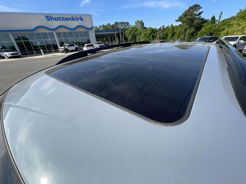 Certified 2025 Honda Pilot TrailSport image 12