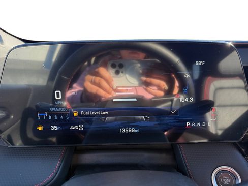 Used 2025 Chevrolet Equinox RS image 11