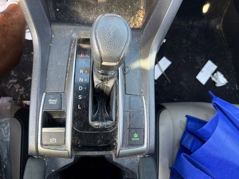 Used 2018 Honda Civic EX image 21