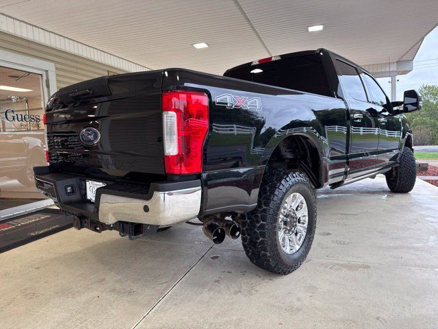 Used 2018 Ford F250 Lariat w/ Lariat Ultimate Package AWD/4WD image 7