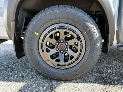 New 2026 Nissan Frontier Pro-X w/ Pro Premium Package RWD image 17