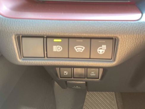 New 2026 Toyota Prius Plug-In Hybrid FWD image 30