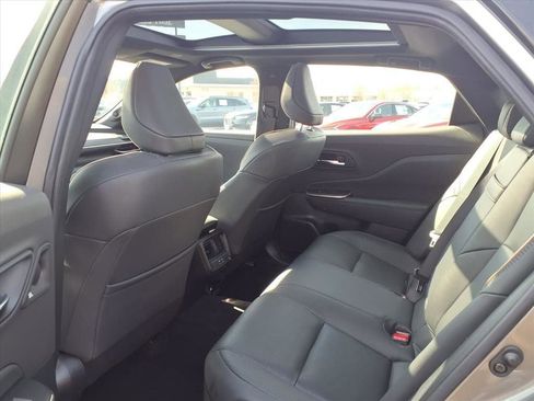 Used 2023 Toyota Crown XLE image 25