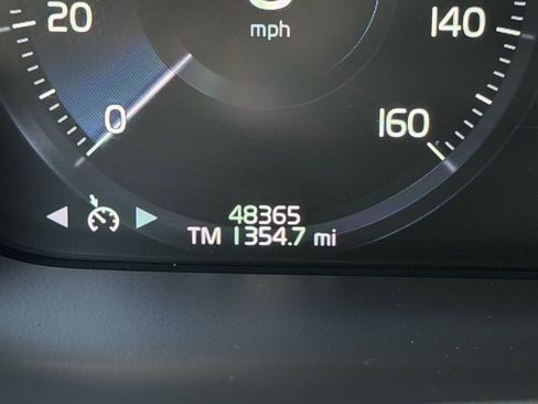 Used 2020 Volvo S60 T5 Momentum w/ Protection Package Premier image 3