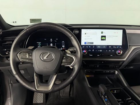 Used 2025 Lexus TX 550h AWD Plug-In Hybrid w/ Technology Package image 12
