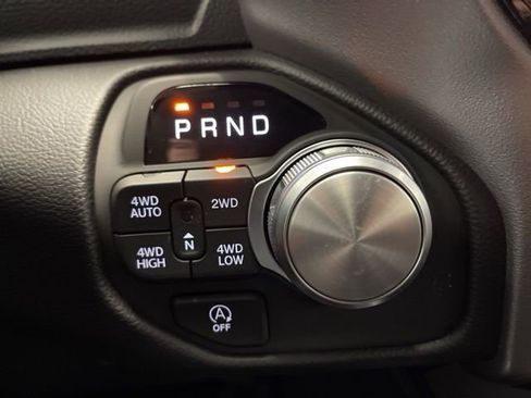New 2026 RAM 1500 Laramie AWD/4WD image 40