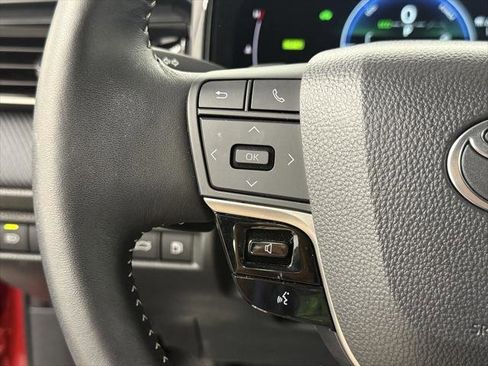 Certified 2025 Toyota Camry SE image 21