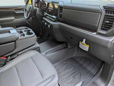 New 2026 GMC Sierra 1500 Elevation image 18