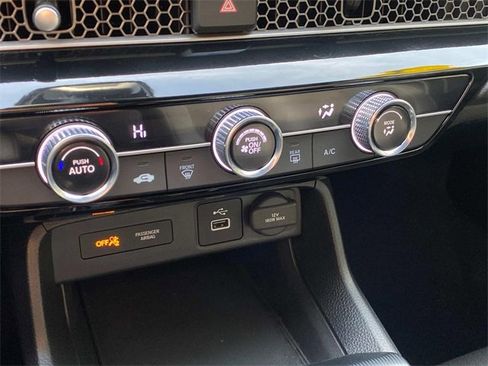 Used 2024 Honda Civic Sport image 25