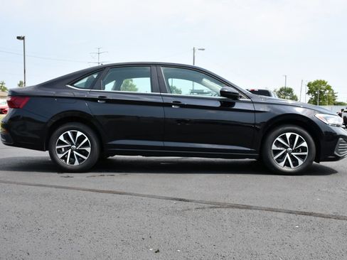 Used 2024 Volkswagen Jetta S FWD image 8