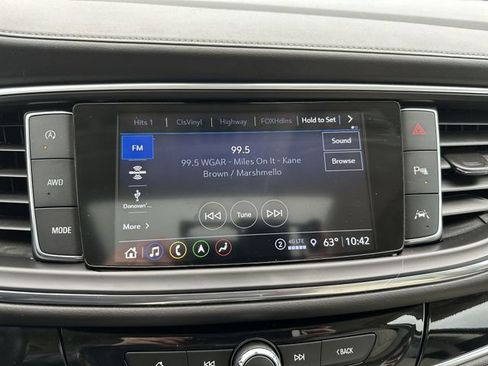 Certified 2024 Buick Enclave Avenir w/ Avenir Technology Package image 15