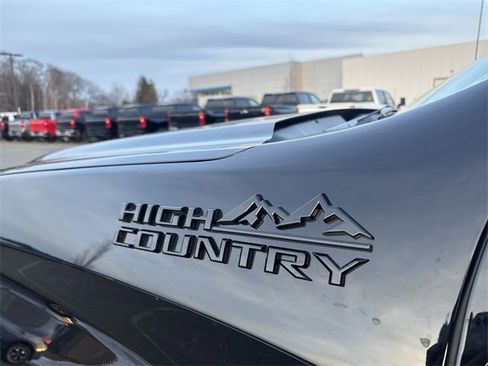 New 2026 Chevrolet Silverado 1500 High Country w/ Midnight Edition image 33