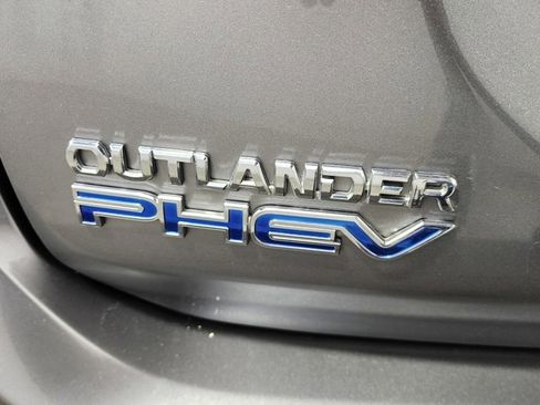 Used 2022 Mitsubishi Outlander SEL image 24