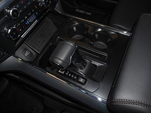 New 2025 Ford F150 Lariat w/ Equipment Group 502A High image 35