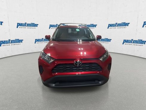 Used 2019 Toyota RAV4 LE w/ Carpet Mat Package FWD image 3