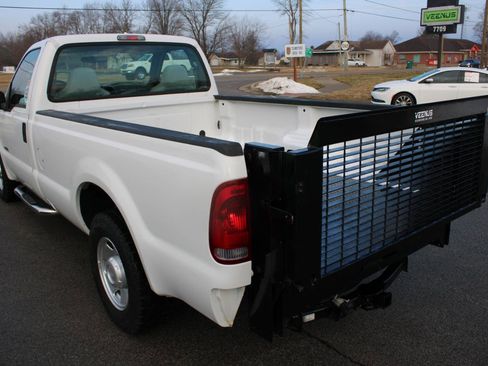 Used 2006 Ford F350 XL image 4