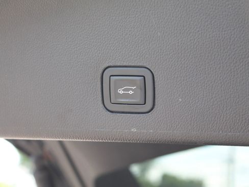 Used 2016 Cadillac SRX Luxury AWD/4WD image 19