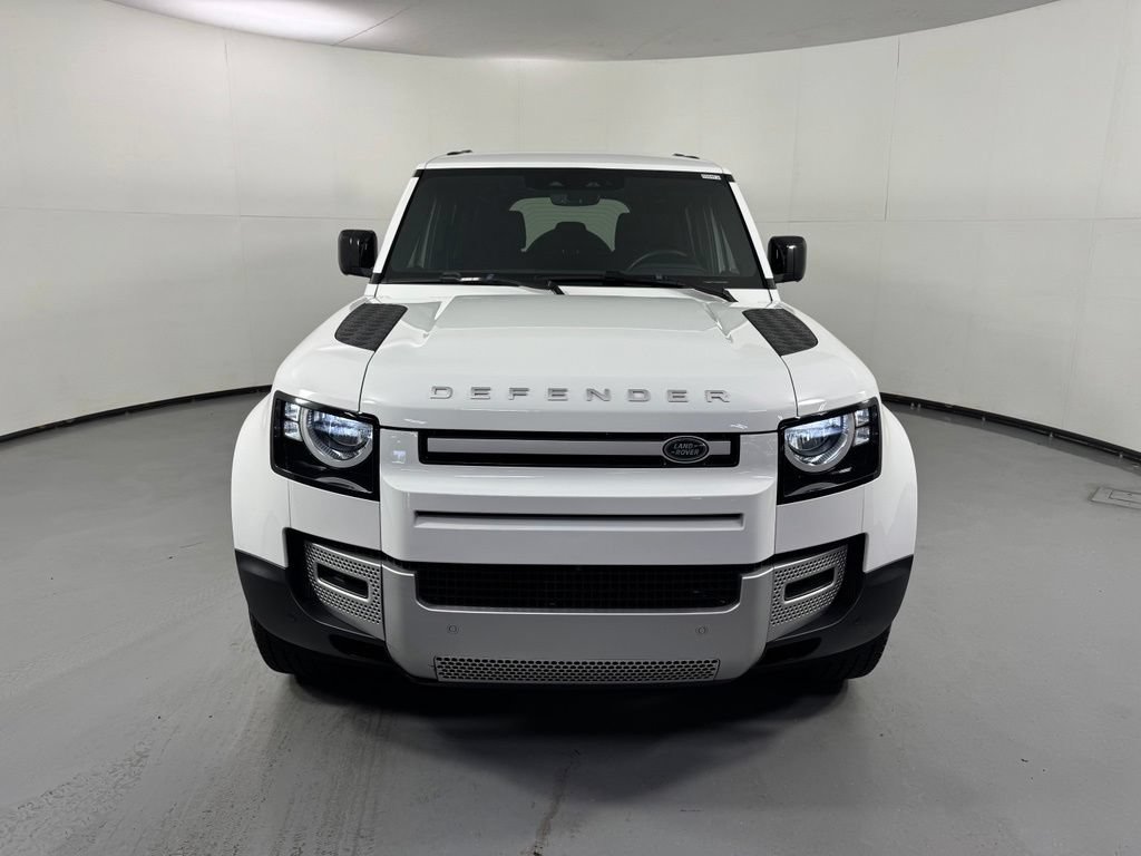 Used 2023 Land Rover Defender 110 AWD/4WD image 2