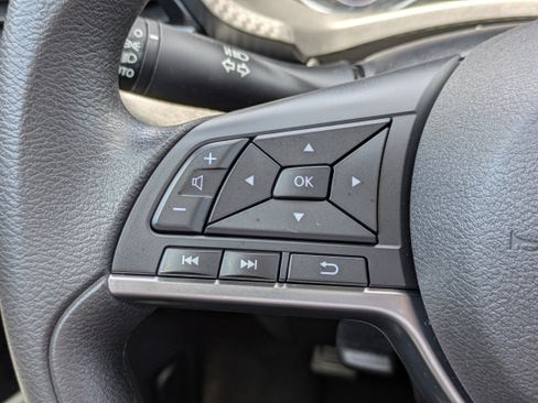 Used 2024 Nissan Sentra SV FWD image 21