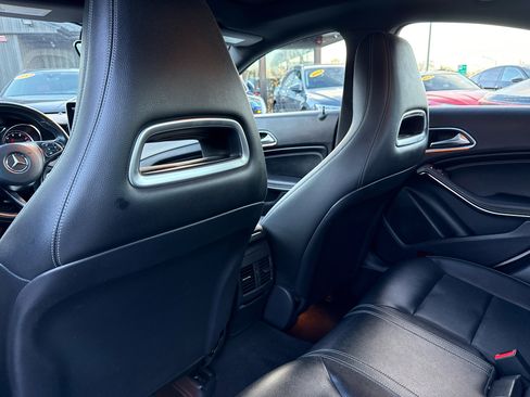 Used 2019 Mercedes-Benz CLA 250 4MATIC image 22