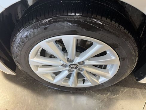 Used 2023 Toyota Corolla SE image 10