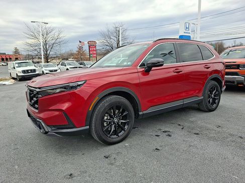 Certified 2025 Honda CR-V Sport image 3