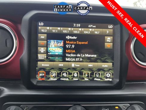 Used 2020 Jeep Gladiator Rubicon image 12