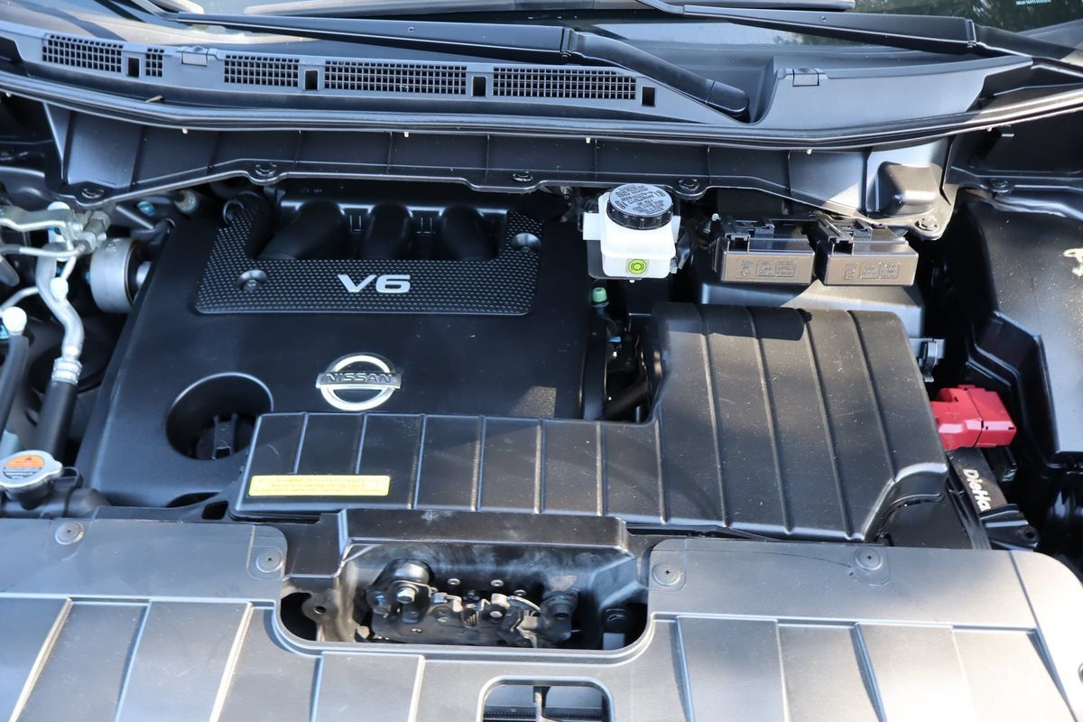 Used 2014 Nissan Quest S FWD image 37