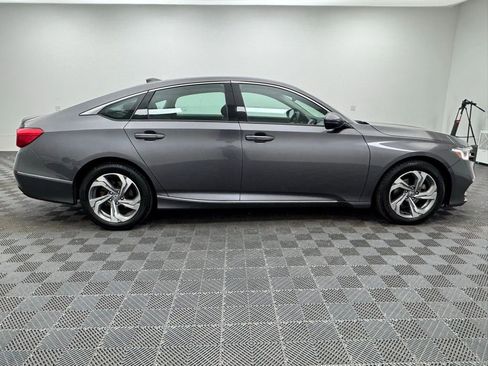 Used 2019 Honda Accord EX-L image 6