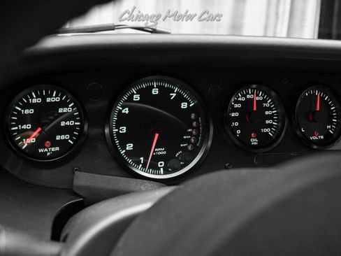 Used 2006 Ford GT image 10